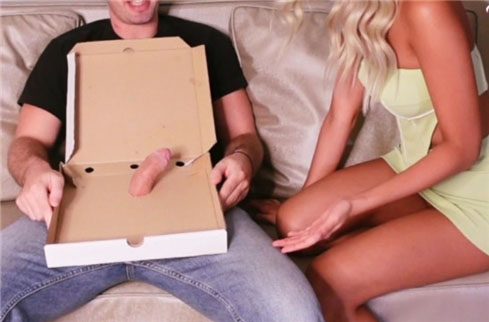 PIZZA DELIVERY DOUBLE PENETRATION ANAL DP ????