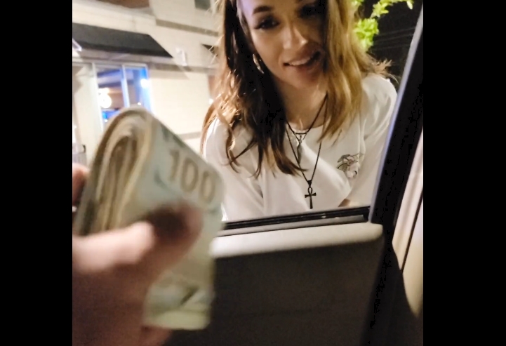 Sexy girl blowing stranger for money in the car