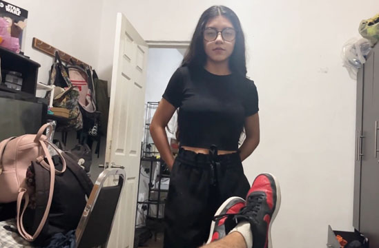 18yo Mexican girl comes for cock and leaves full of milk